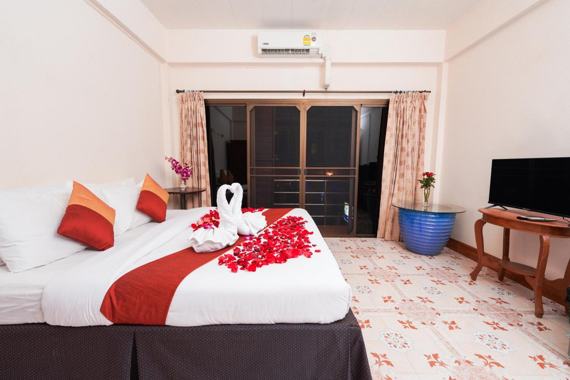 Hostel Baan Kamala Backpacker Zewnętrze zdjęcie
