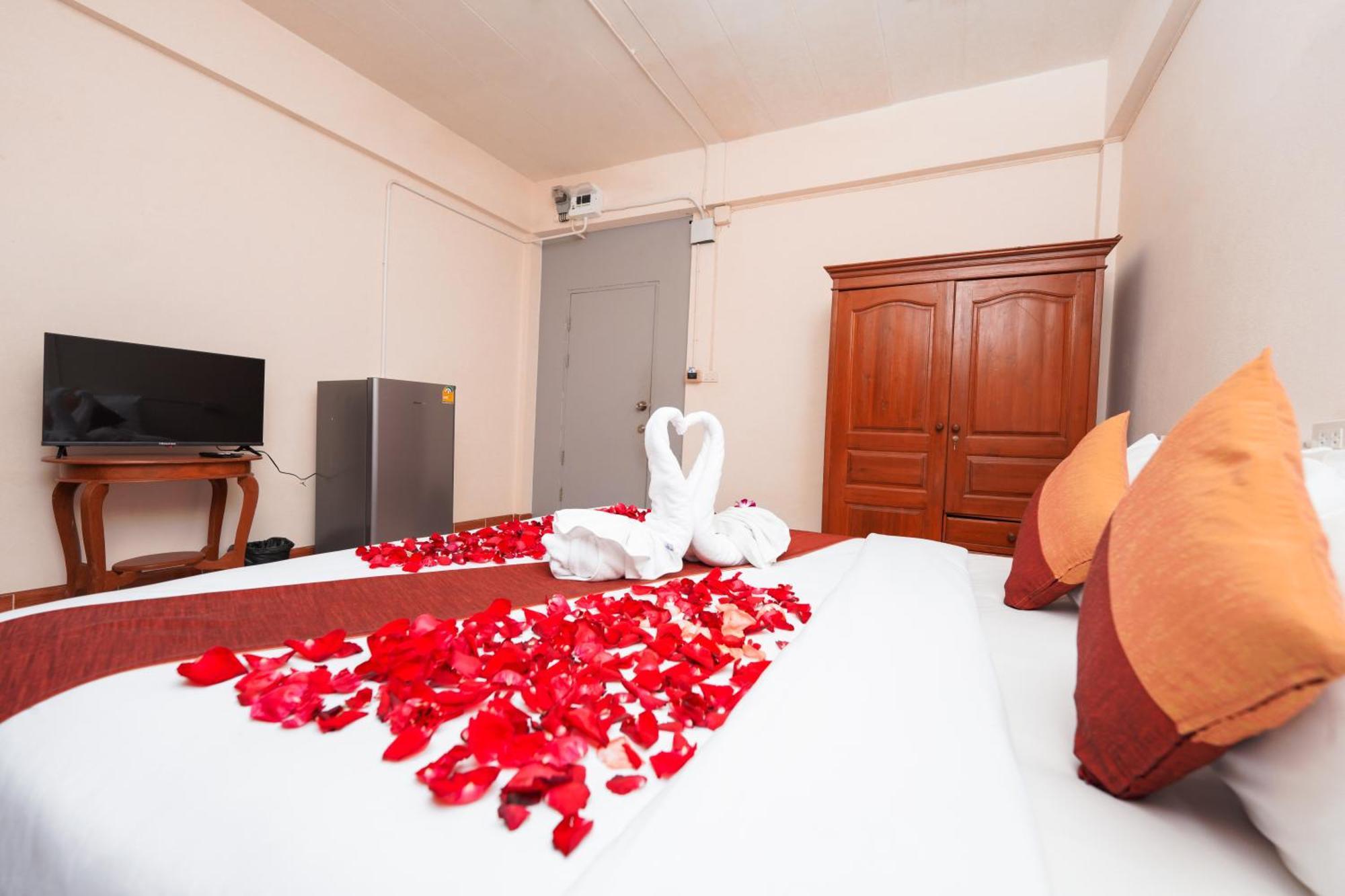 Hostel Baan Kamala Backpacker Zewnętrze zdjęcie